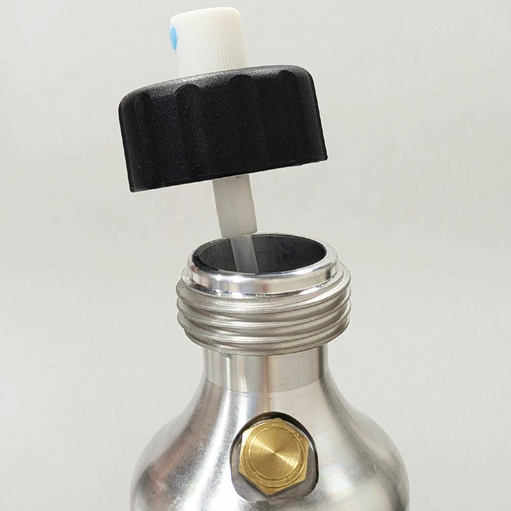 日常的に使う液体を「自分用」に管理できる補充式スプレー缶、詰め替え用のため経済的で長く使えるアイテム、WIT 補充式スプレー缶 WIT-60001